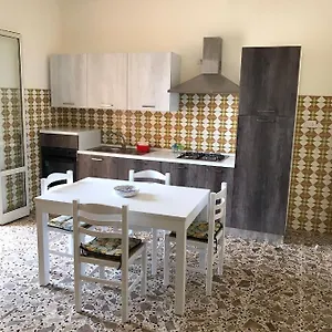 https://appartamento-venetico-marina.sicilyhotelsitaly.net